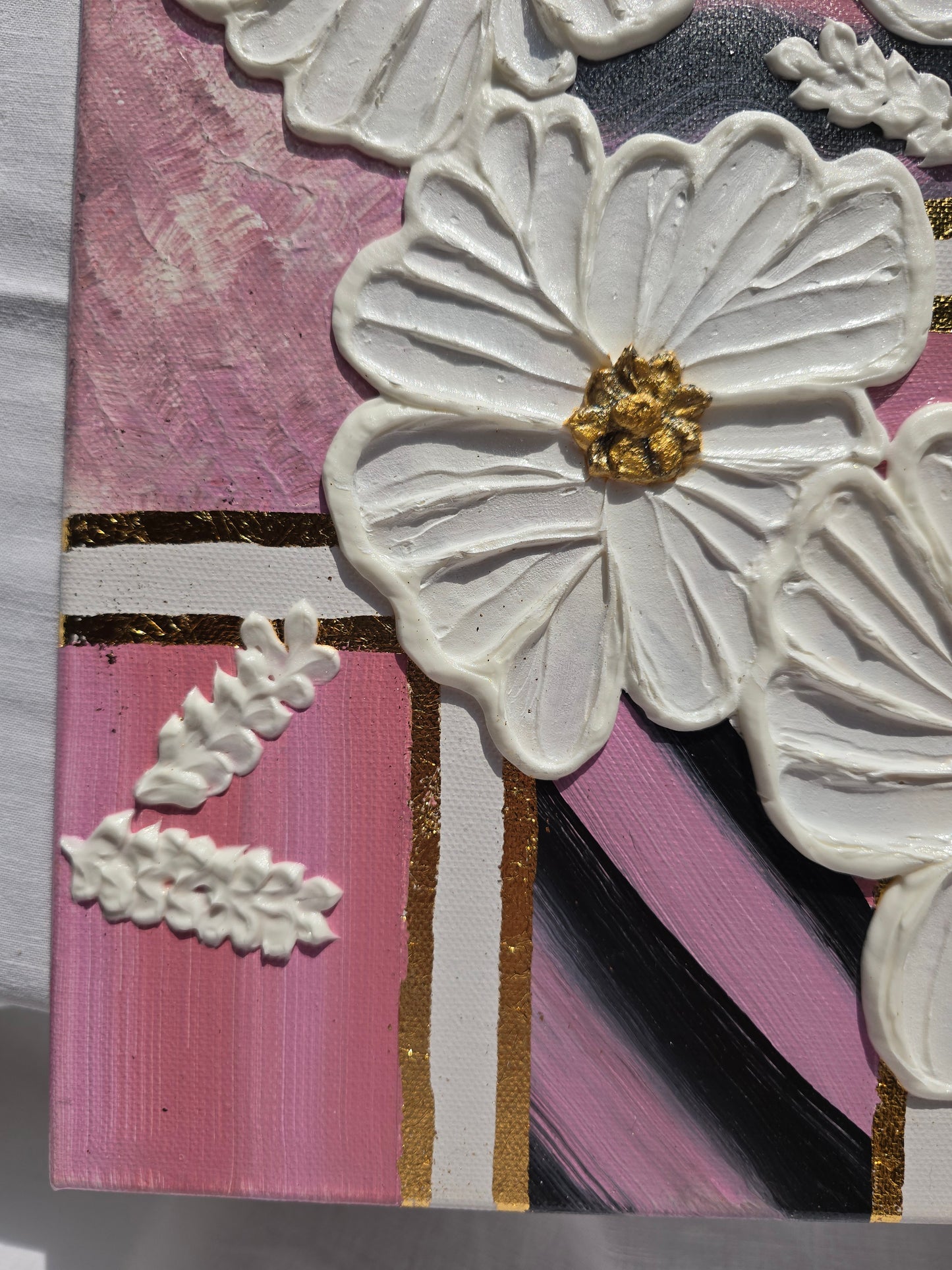 3D Flower Acrylic Painting: Pink & Gold Wall Art