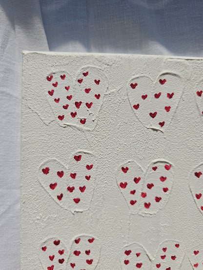 Textured Heart Painting: Minimalist Acrylic Canvas Art