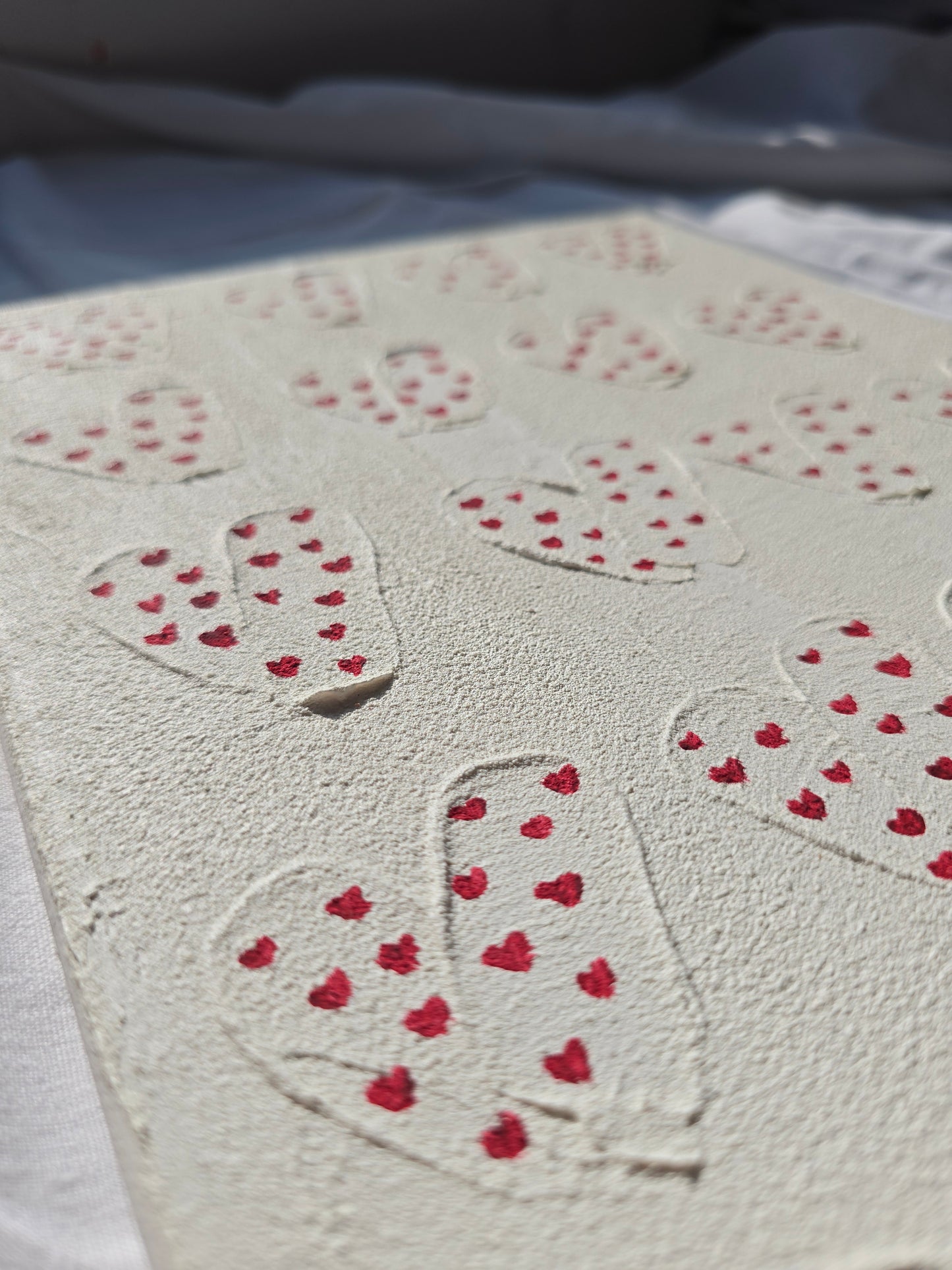 Textured Heart Painting: Minimalist Acrylic Canvas Art